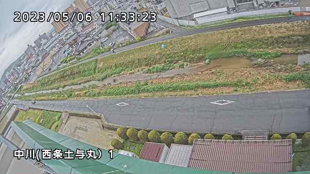 西条土与丸　中川の平常時の様子の画像